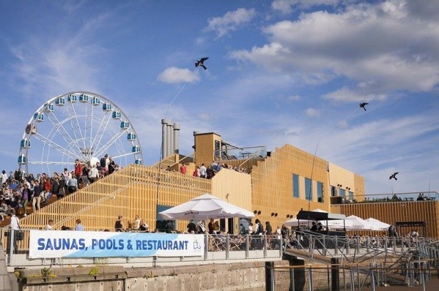 Allas Sea Pool toimii tapahtumapaikkana lukuisille kesäkonserteille.