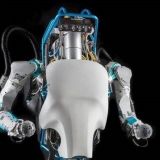 Boston Dynamicsin Atlas-robotti on oppinut uuden karmivan taidon