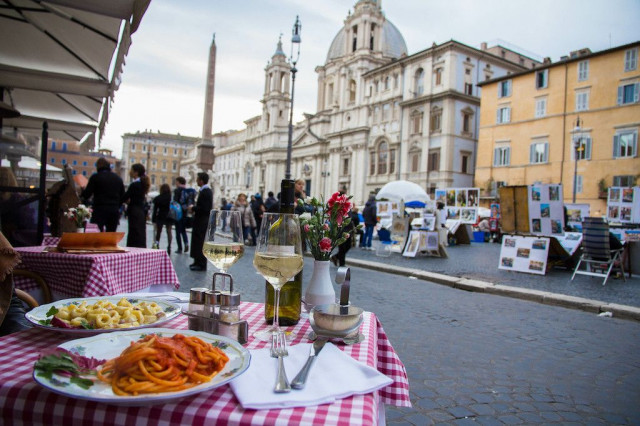 Keskeisimmän sijainnin ravintolat eivät välttämättä ole parhaita valintoja Roomassa syömiseen.