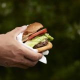 Burgeripihvien edelläkävijänä toimiva Tamminen luottaa kotimaisen lihan voimaan. Asia on pihvi, vai mitä?