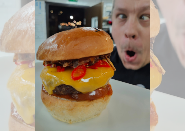 Kuopiolainen Burger5 lyö kampanjan ajaksi tiskiin makua pursuavan spesiaaliherkun.