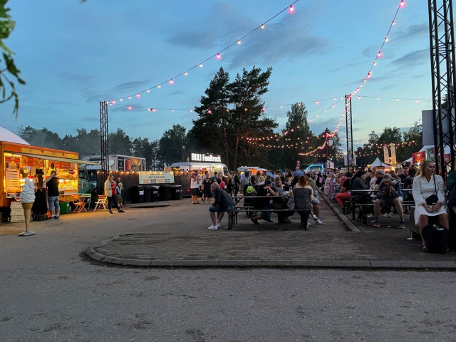 Tikkurila Festivaalien ruokatarjonta ilahdutti kansaa.