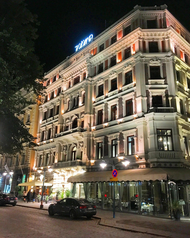 Hotel Kämp avasi ovet ensimmäisen kerran vuonna 1887 ja toisen kerran vuonna 1999.