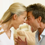 Kun rakkaus jää kakkoseksi – tunnista epäterveen riitelyn merkit