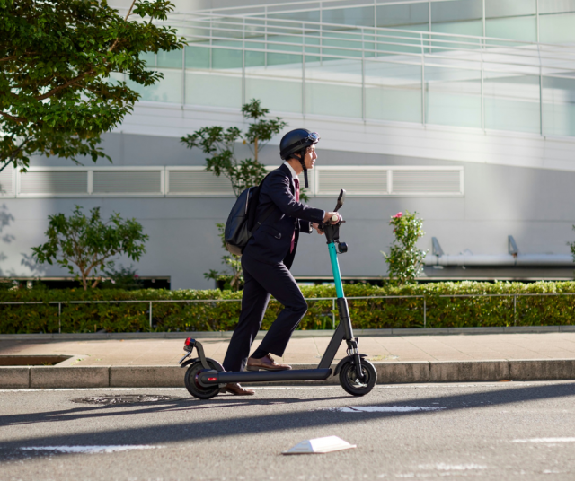 Muistellaas yhdessä Raptori-yhtyeen lyriikoita: "Jos otat, niin et aja."