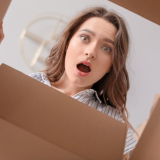 Vintedissä kaupankäynti voi muuttua painajaiseksi – käyttäjät kertovat ongelmistaan