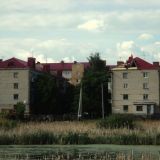 Venäjällä järkyttävä tragedia: viisivuotias heitti vauvan ulos neljännen kerroksen ikkunasta