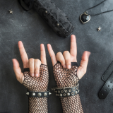 4 aliarvostettua naista, jotka kirjoittivat punkin ja postpunkin säännöt uusiksi