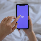 Swippausten aika on ohi – nyt rakastutaan taas sattumalta