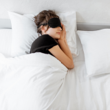 Nukutko näin? Tämän kehosi yrittää kertoa