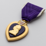 Kadonnut Purppurasydän löytyi yllättävästä paikasta – palautettiin perheelle vuosikymmenten jälkeen