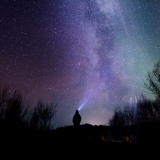 Kallaveden palanen – rantavedestä löytyi metallikappale, jonka alkuperää kukaan ei osaa selittää