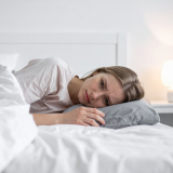 Näitkö kumppanisi pettävän unessa? Todellisuudessa unesi kertoo jostain aivan muusta