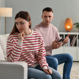 Ihastutko aina toksisiin tyyppeihin? Näin aivosi huijaavat sinut rakastumaan vääriin ihmisiin