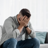 Miehet haluavat rakkautta – mutta heidän omat säännöt estävät sen