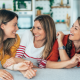 Miksi naisten ystävyys on niin vahvaa – 3 asiaa, joista miehet voivat ottaa oppia