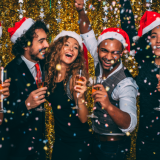 Onko pikkujoulukausi oikeasti riskialttiimpi? Näin sanovat tilastot