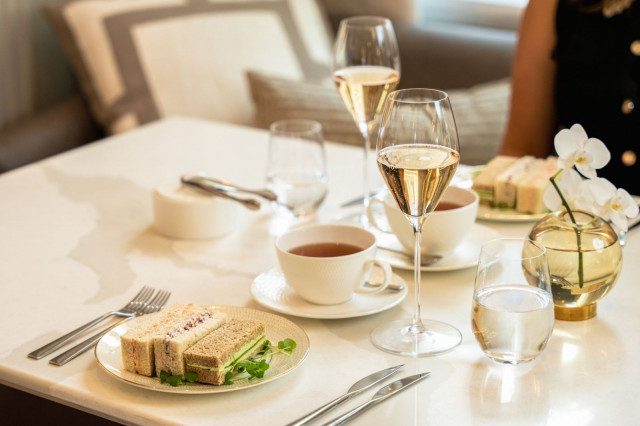 Ravintola Lilja, joka kutsuu luoksensa niin helsinkiläiset kuin kauempaakin tulevat.