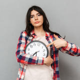 Tuntuuko, että vuodet vain vilisevät ohi? Taustalla tieteellinen syy