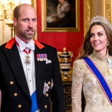 Prinssi William ja prinsessa Catherine julkaisivat jouluisen yhteiskuvan