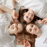 Perheen keskimmäinen ei ole vain väliinputoaja – vaan usein perheen sosiaalinen liima